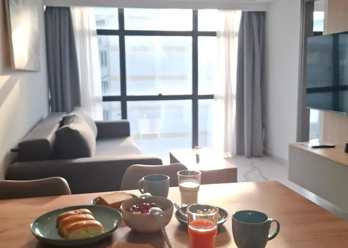 Aparthotel Vardaris 4*