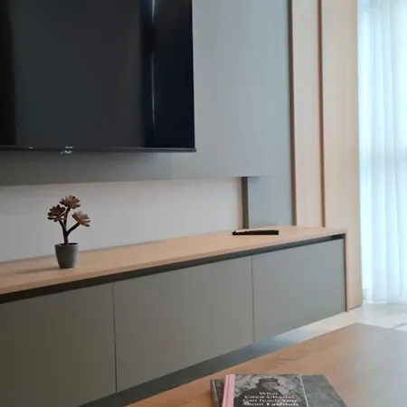 Aparthotel Vardaris 4*