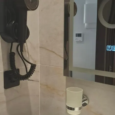 Aparthotel Vardaris