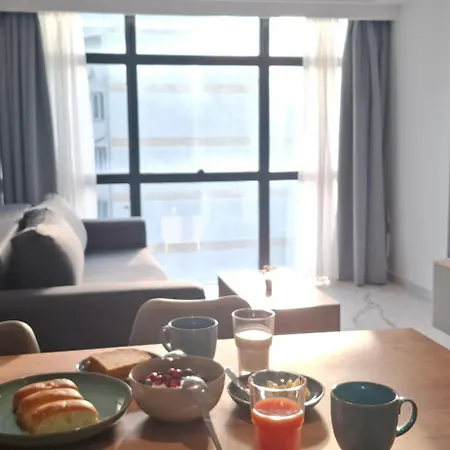 Apartahotel Vardaris 4*