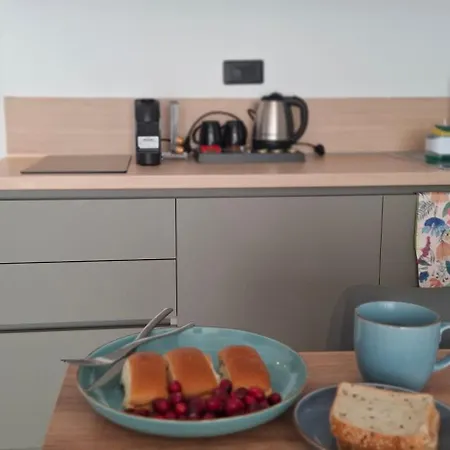 Vardaris Apartahotel