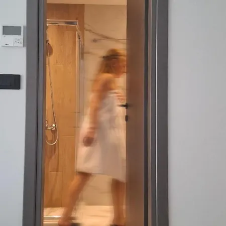 Vardaris Apartahotel Tesalónica